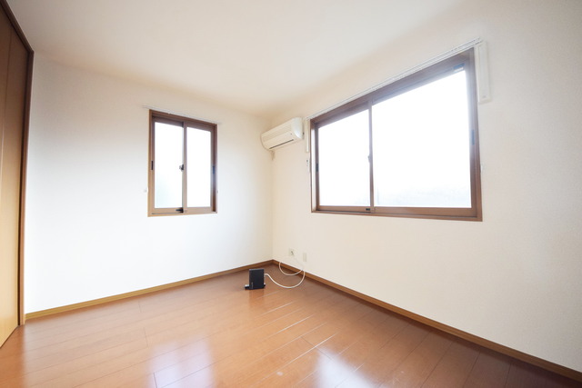 居室・リビング　◇実際のお部屋には出窓は付きません◇