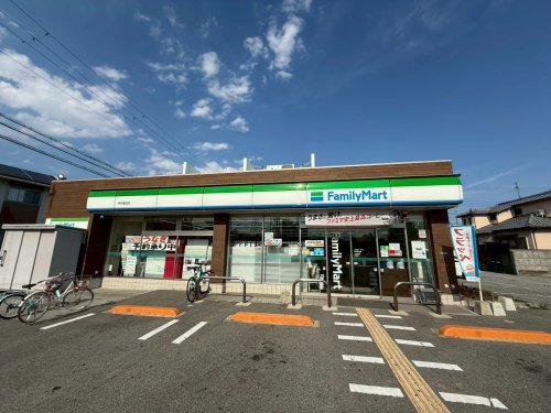 コンビニ　ファミリーマート 伊丹堀池店（コンビニ）まで145m