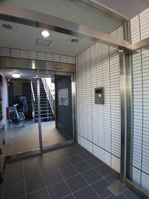 エントランス　☆共用設備もキレイ☆