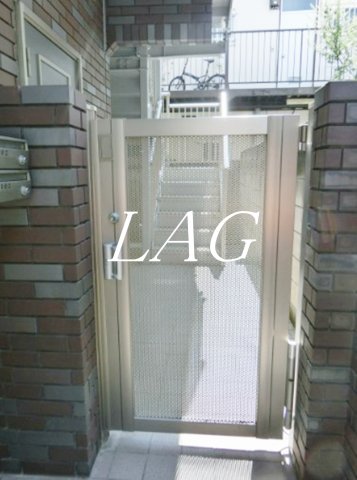 エントランス　門扉です。