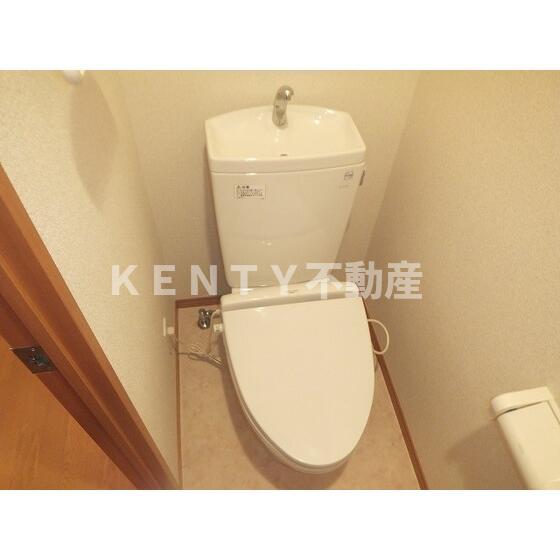 トイレ　落ち着いたトイレです