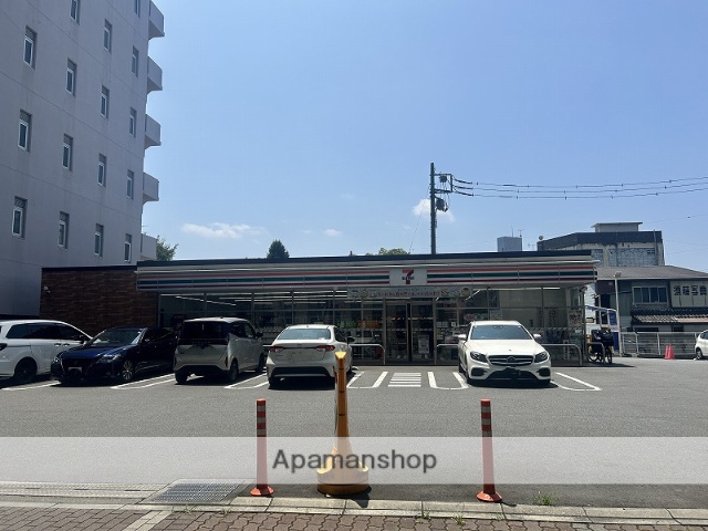 コンビニ　セブン－イレブン前橋本町２丁目店（コンビニ）まで707m