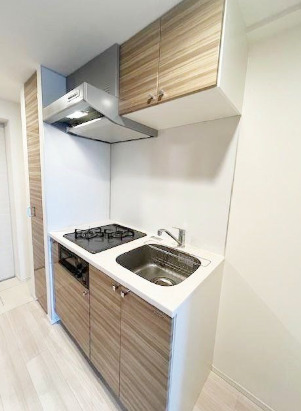 キッチン　同物件別部屋反転写真