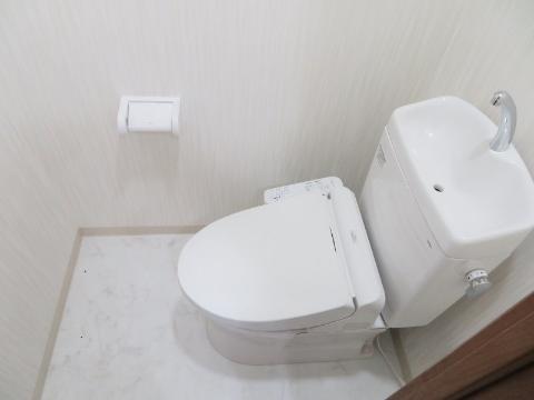 トイレ　シャワー付トイレ