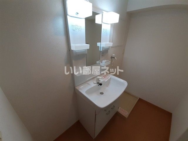 エストレーノ見川100の内装写真