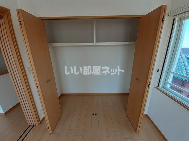 エストレーノ見川100の内装写真