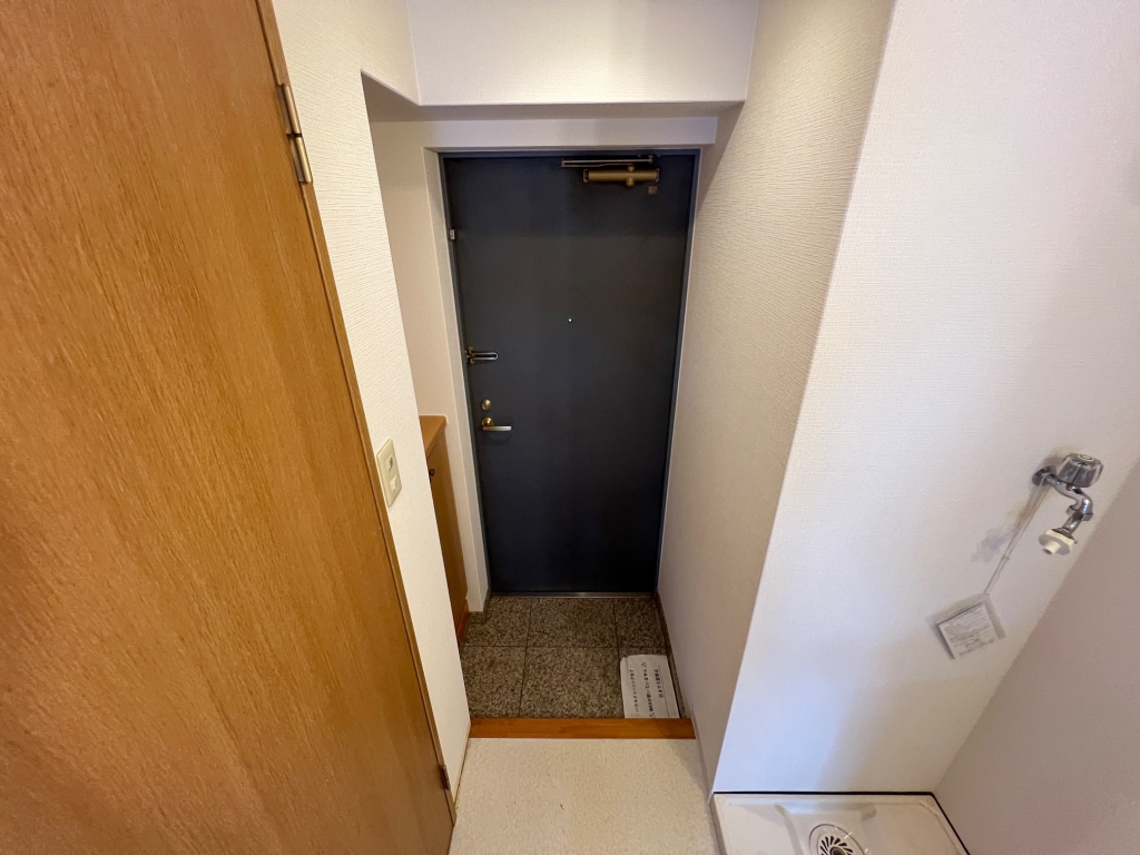 エスポワール三宮パート2の玄関写真