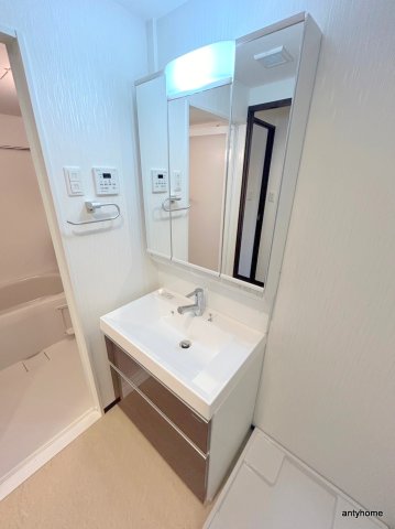 地下鉄中央線 堺筋本町駅 徒歩7分 15階建 築4年の内装写真