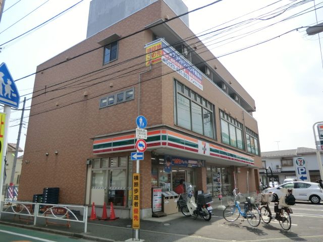 コンビニ　セブンイレブン（コンビニ）まで382m