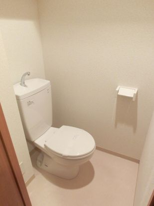 トイレ　※別部屋参考画像