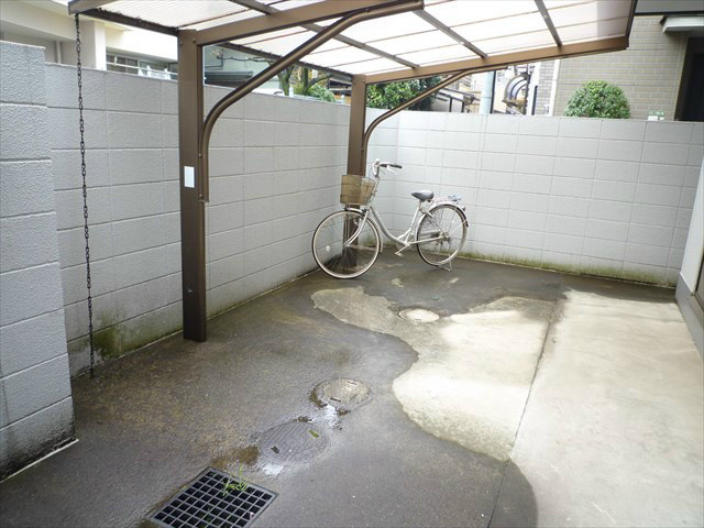 東京メトロ千代田線 千駄木駅 徒歩5分 3階建 築34年の外観写真
