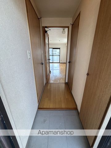 ＪＲ日豊本線 宮崎駅 徒歩12分 6階建 築28年の玄関写真
