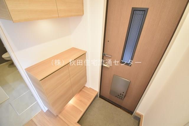 ロイヤルハイツ広面Bの玄関写真
