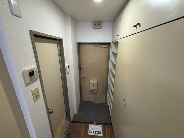阪神本線 姫島駅 徒歩5分 3階建 築40年の玄関写真