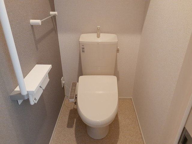 プリムヴェールヒルズIIのトイレ写真