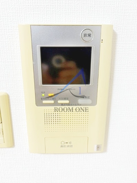 セキュリティ　モニター付きインターホンです。
