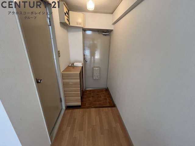 小西ハイツの玄関写真