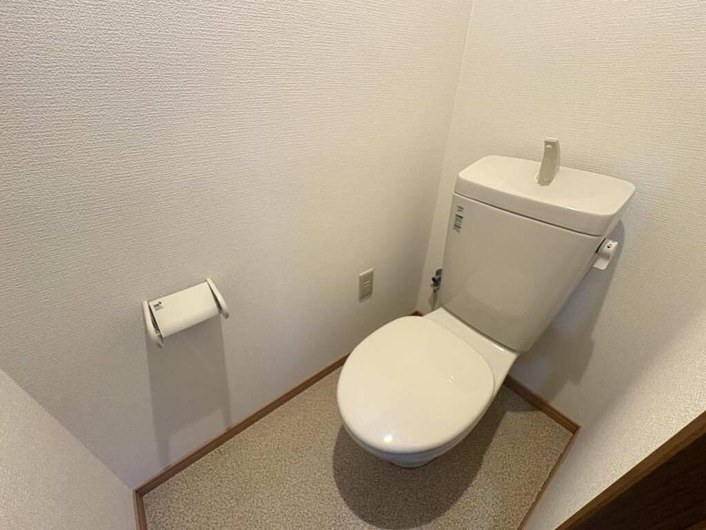 南田辺5丁目貸家のトイレ写真