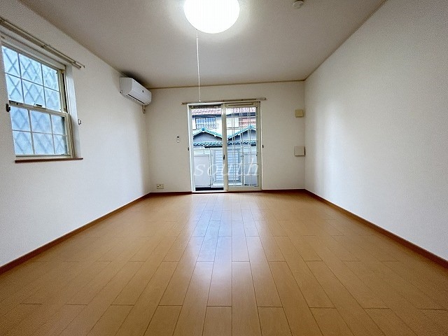 プレコーポ巽東の居間写真