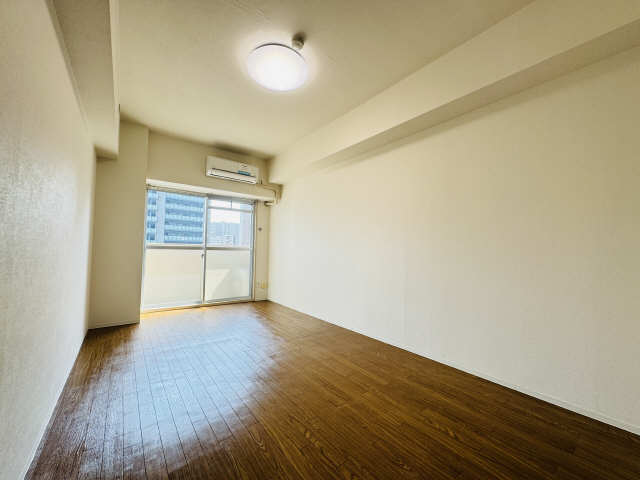 朝日プラザアクシス東別院の居間写真