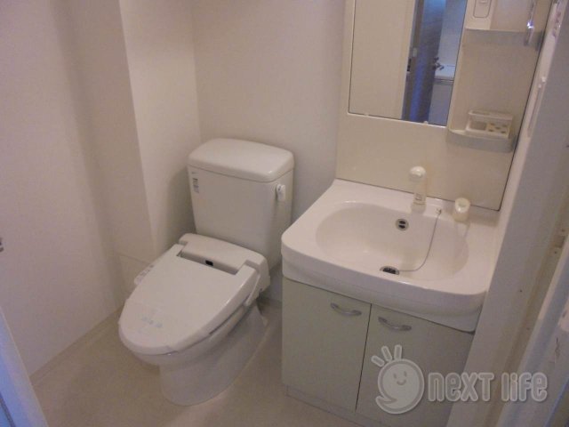 ドゥーエ新川崎の内装写真