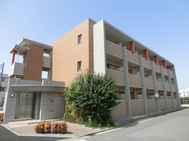 建物外観　安心のオートロック付き物件です。
