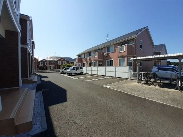 駐車場　カースペースがあります