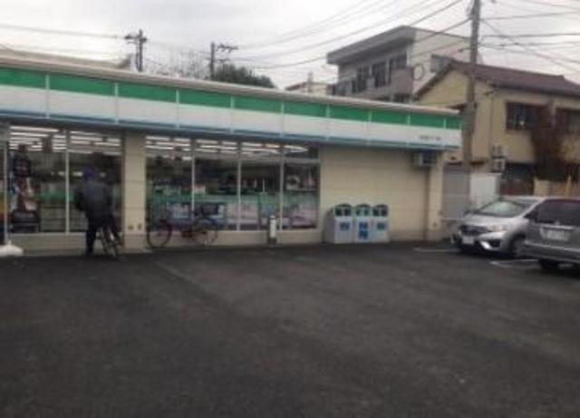 コンビニ　ファミリーマート赤羽西六丁目店（コンビニ）まで470m