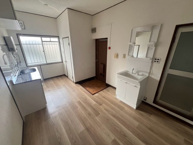 土師ノ里第二サンハイツの居間写真