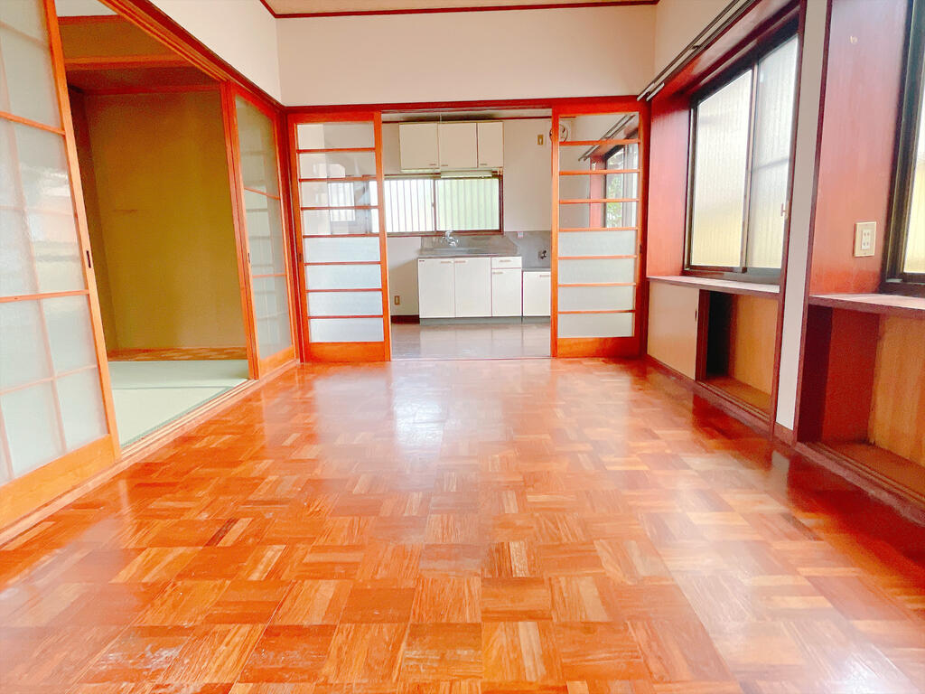 上毛電鉄 中央前橋駅 徒歩16分 2階建 築39年の玄関写真