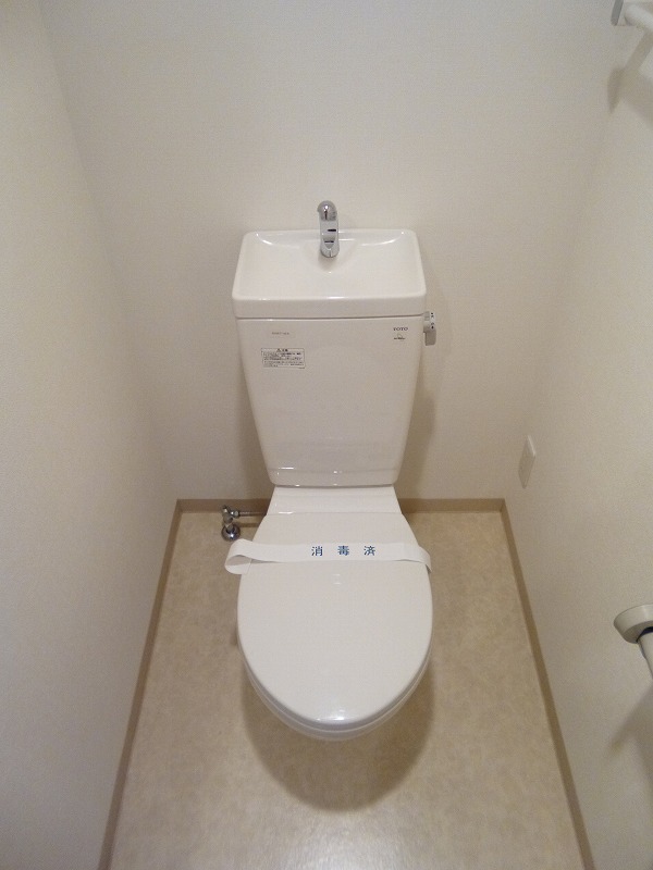 ヒュッテラッヘンのトイレ写真