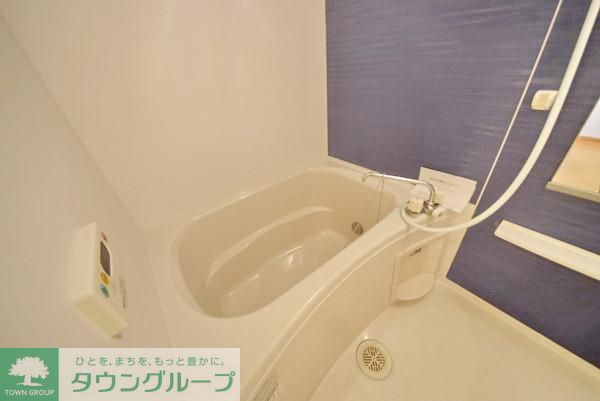 バス・シャワールーム　追い焚き機能付き♪