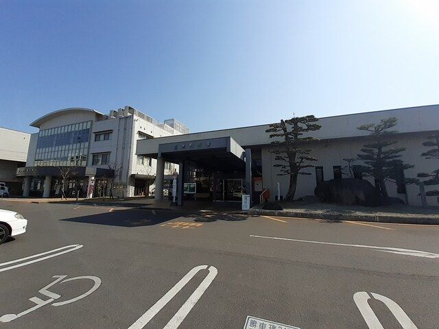 役所　三木町役場さん（役所）まで2400m