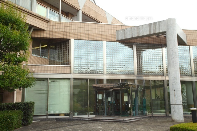 病院　東京都立多摩総合精神保健福祉センター（病院）まで252m