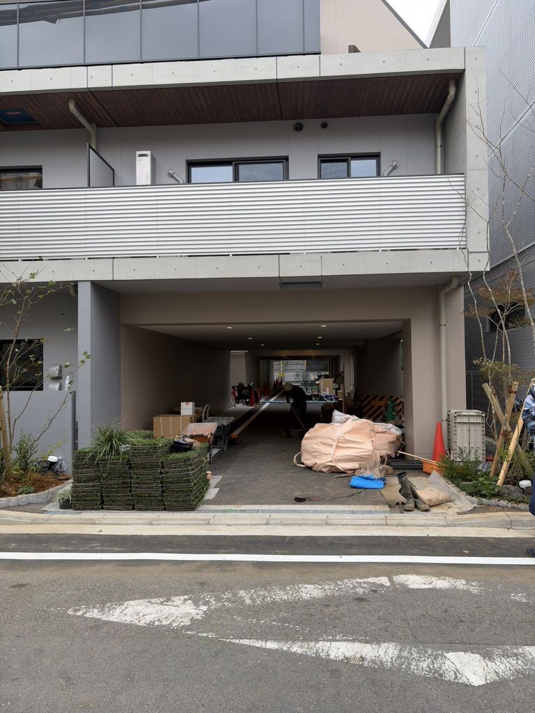 駐車場　駐車場