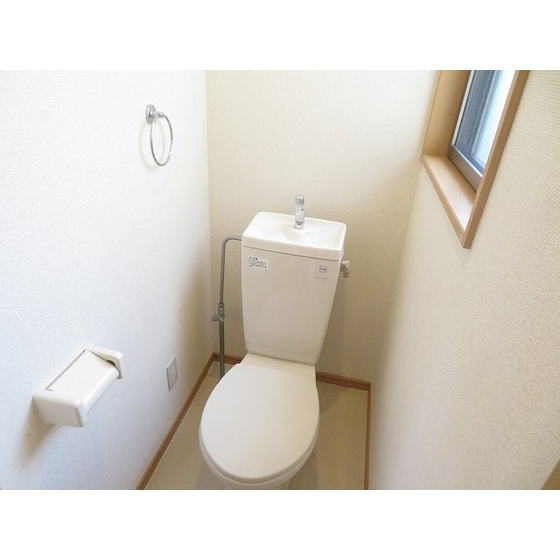 トイレ　コンパクトで使いやすいトイレです