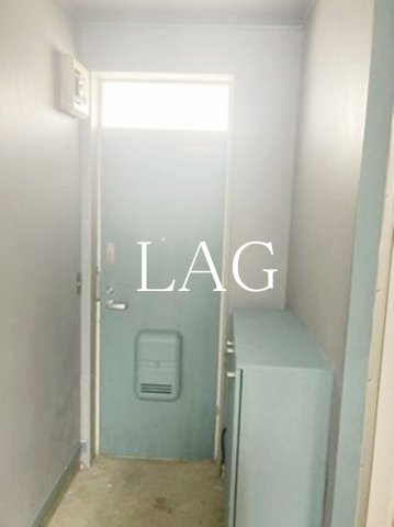 玄関　玄関です。