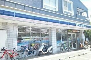 コンビニ　ローソン鎌倉名越店（コンビニ）まで500m