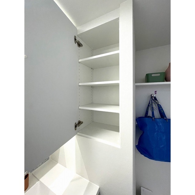 収納　【家具／調度品に関しては配置例を示したものであり、実際の賃貸