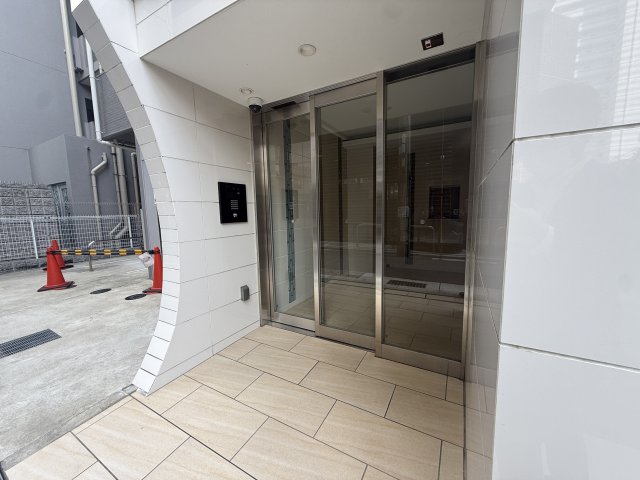 セレ二テ神戸元町プリエの外観写真