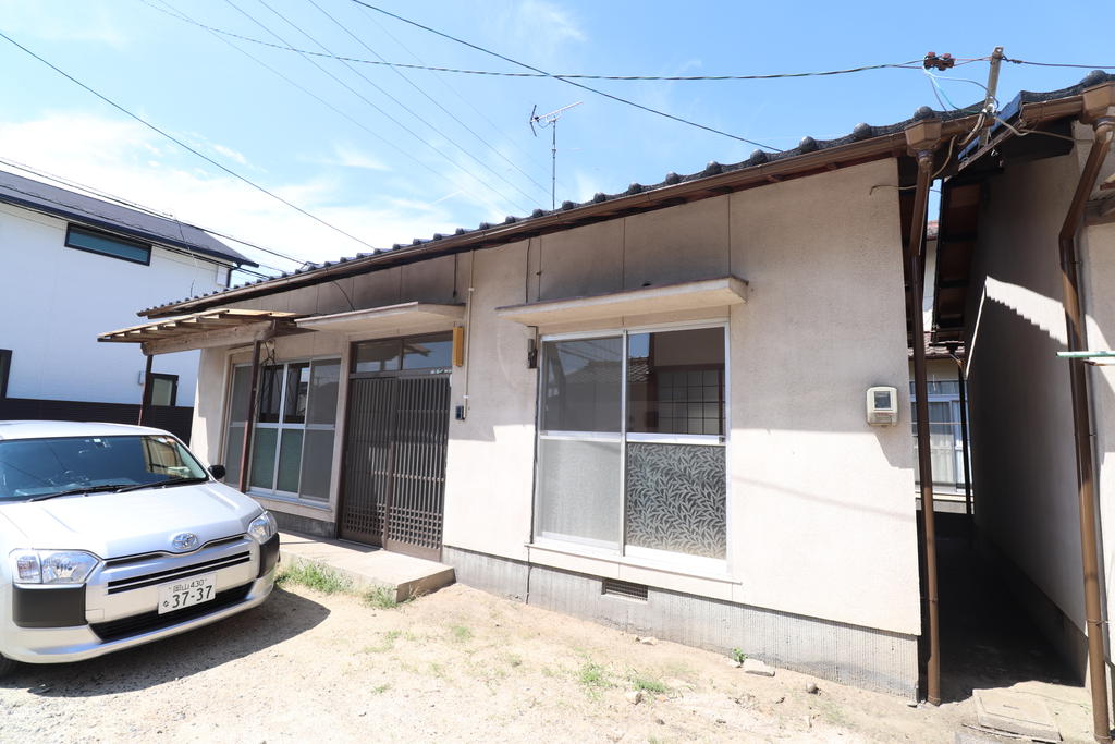 建物外観　平屋賃貸です！
