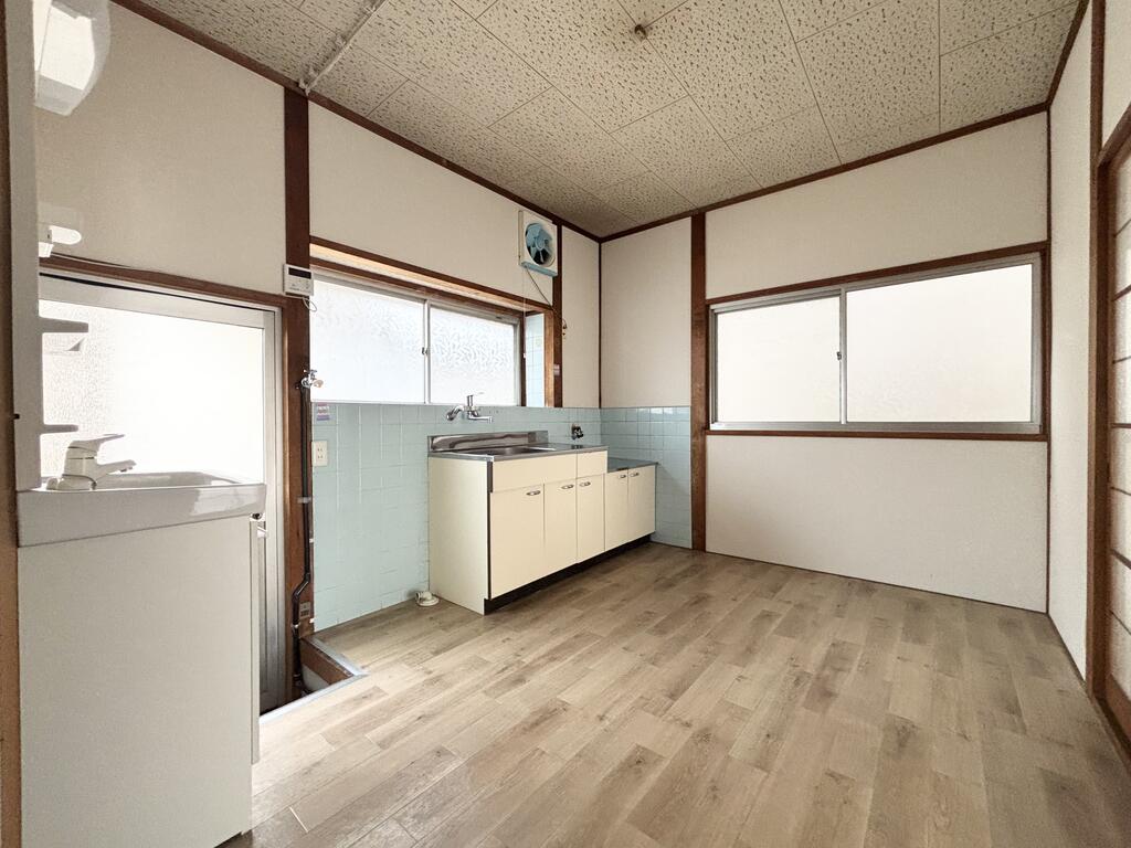 居室・リビング　ダイニングキッチンです☆