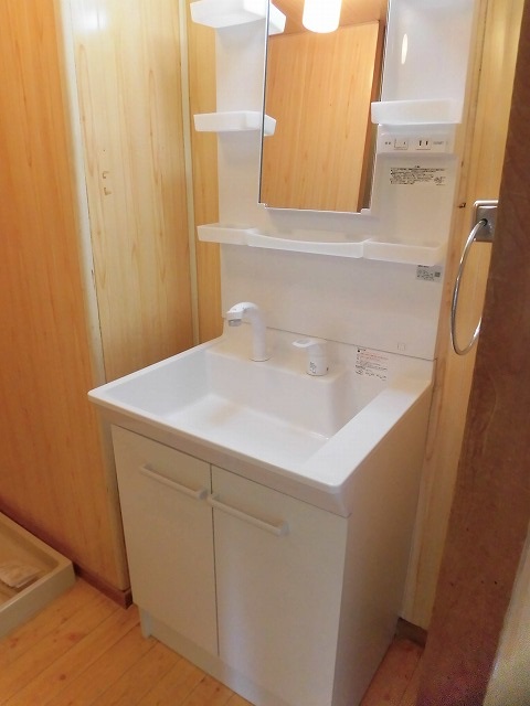 洗面設備　洗髪洗面化粧台