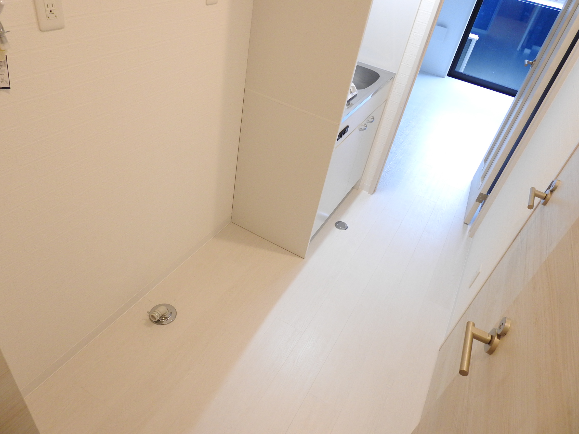 収納　洗濯機 置き場