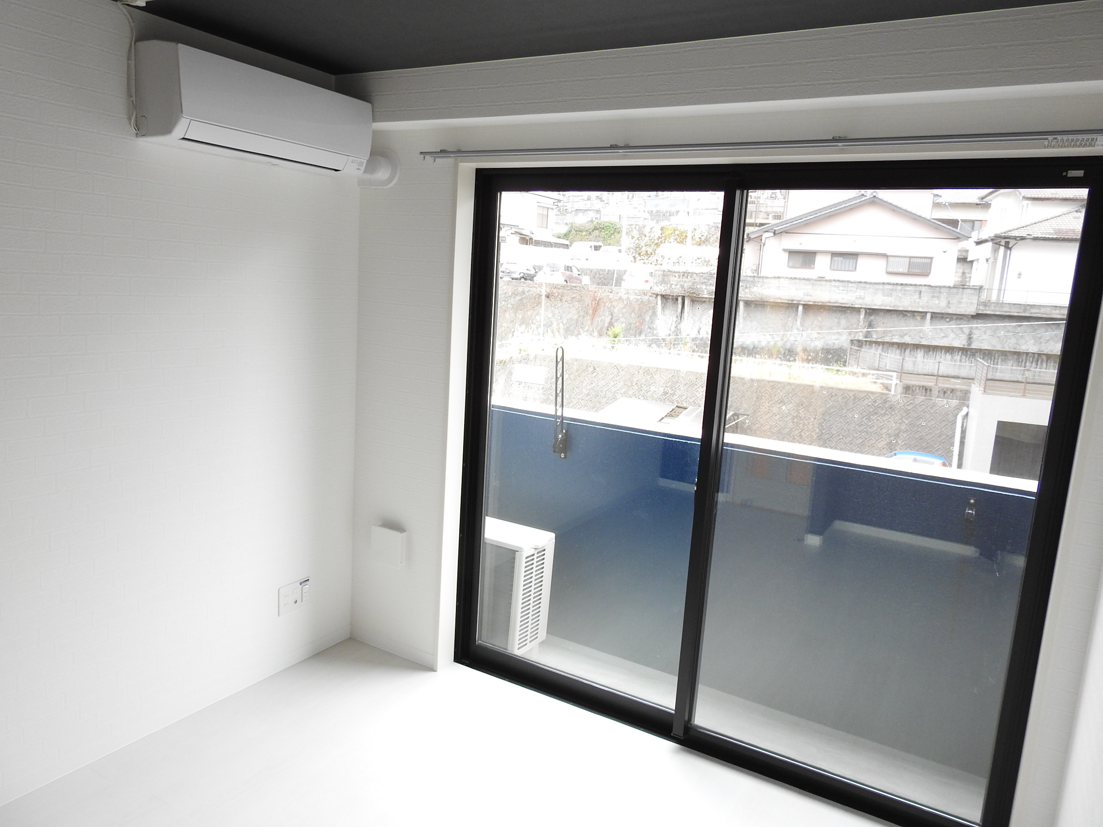 居室・リビング　※メインの洋室