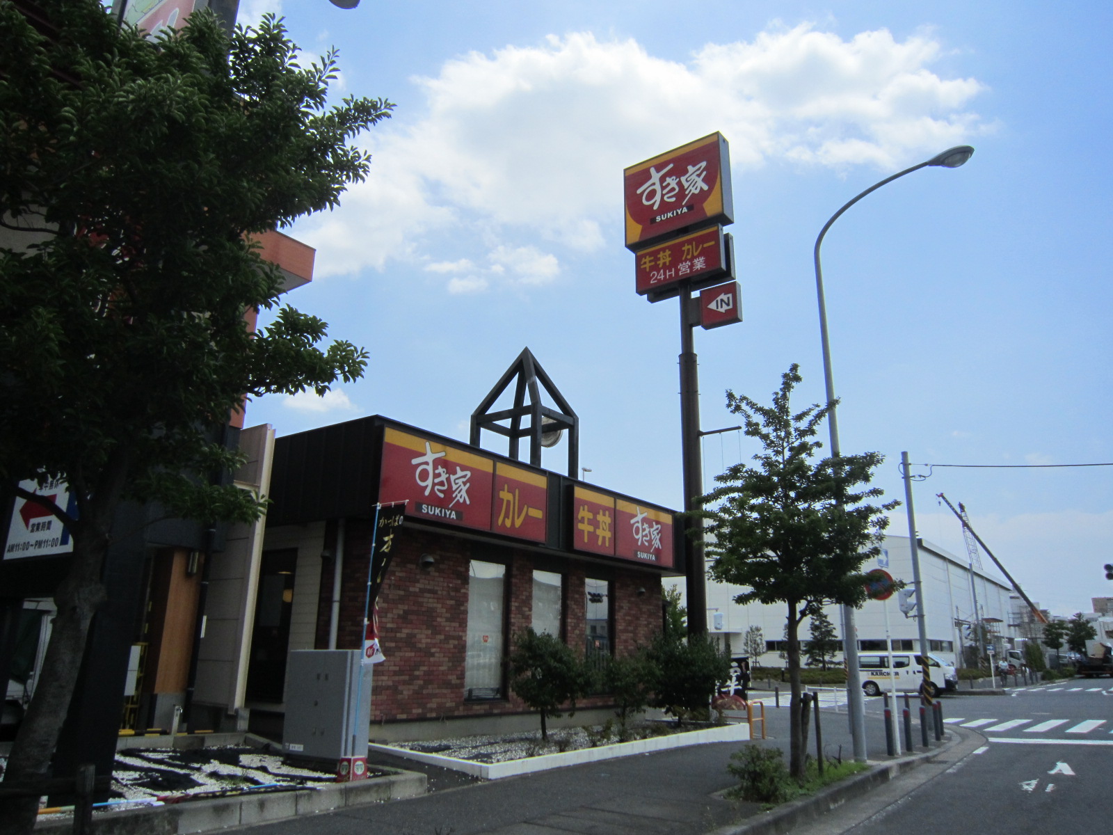 飲食店　すき家北新横浜店（飲食店）まで502m
