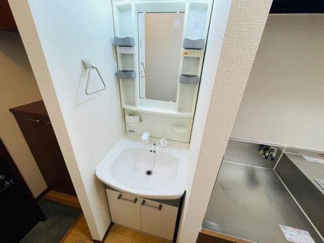 洗面設備　同型　現況優先