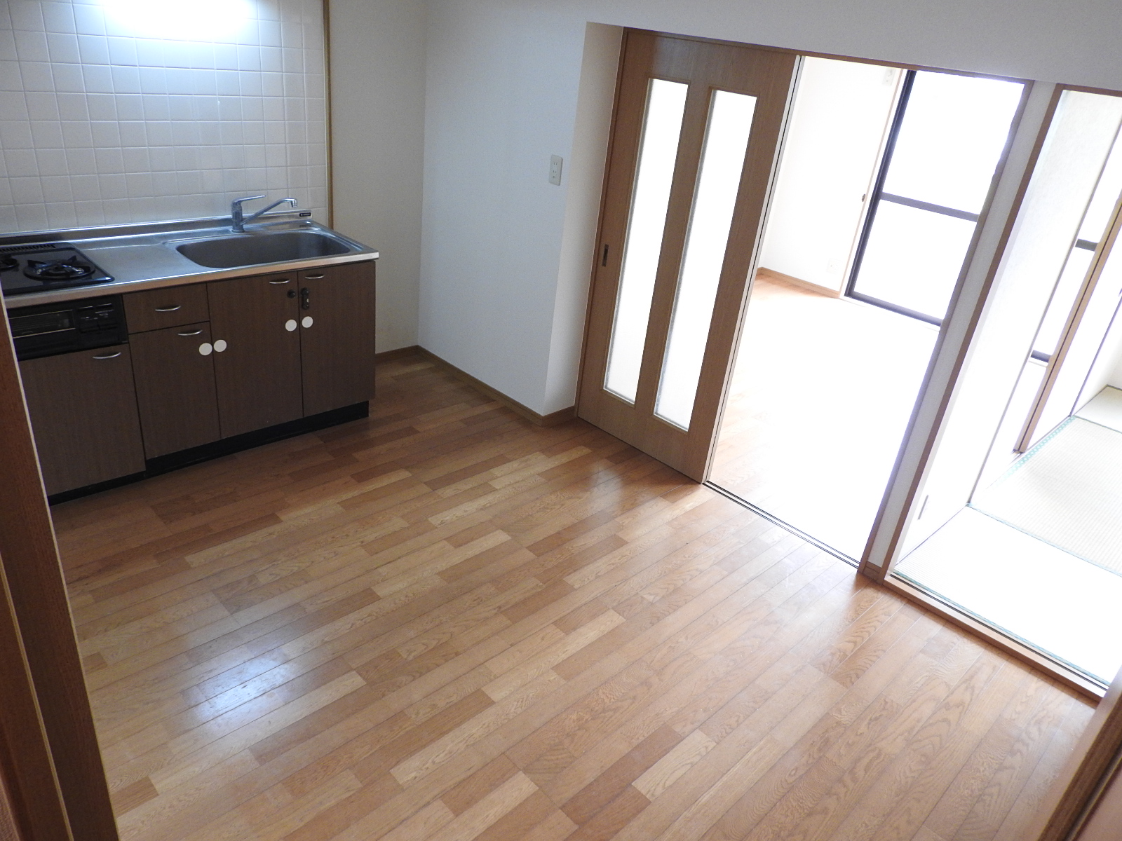 居室・リビング　6.4帖のDK