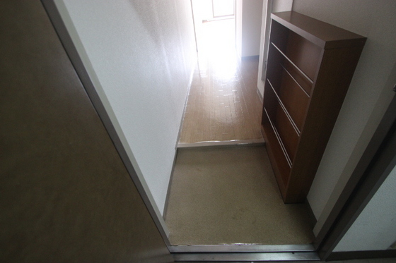 玄関　※他号室の写真になります