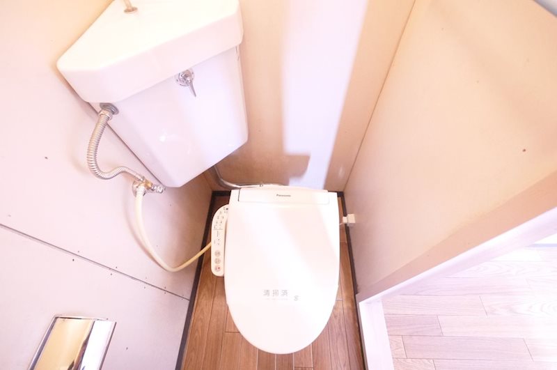 トイレ　ウォシュレット